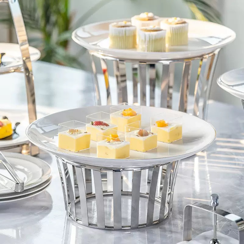 Luxury Cupcake Tray Stand Luxury Dessert Table Decorations for Party Birthday Cake Tools Wedding Centerpieces Table Decorations